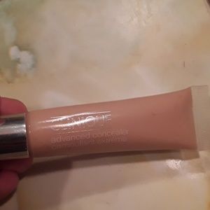 Clinique advanced concealer